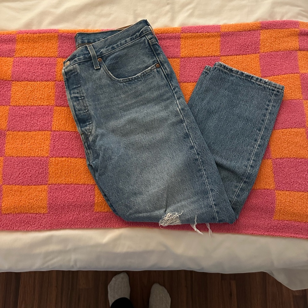 Levi's High Rise Button-Fly Blue Jeans - Picture 2 of 5